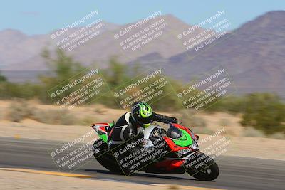 media/Oct-01-2023-SoCal Trackdays (Sun) [[4c570cc352]]/Turn 7 Inside (11am)/